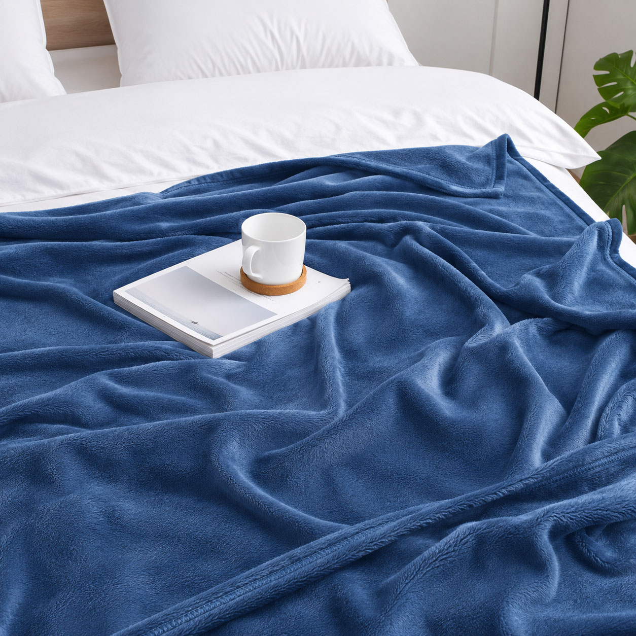 Blanket Faux Mink Navy Blue - Image 2